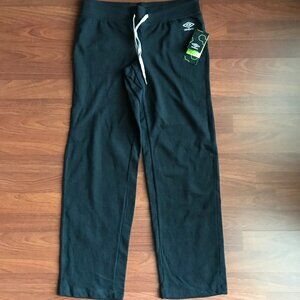 Umbro Comfort Control Black Workout Leisure Pants NEW 3/$18